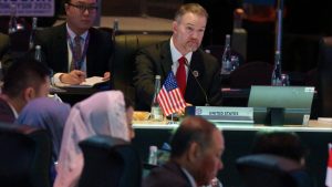 Властите засилват мерките срещу фалшивите стоки