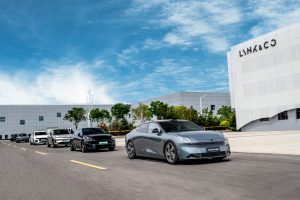 Китай и Канада се съгласяват да проведат икономически и финансов стратегически диалог през втората половина на тази година