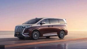 Denza D9 става първият NEV MPV с 300 000 доставки