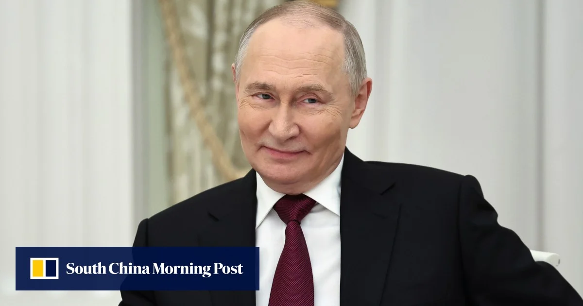 Путин обсъжда Украйна с пратеници и отправя предупреждение