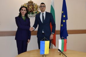 Министър Дилов и посланикът на Украйна у нас обсъдиха възможностите за активизиране на икономическите отношения